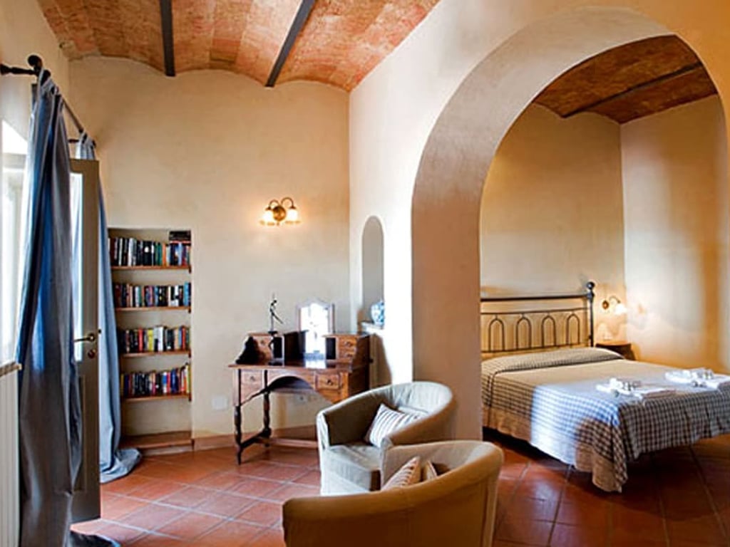 Adriana | Villa for 4 with fantastic views and a shared pool