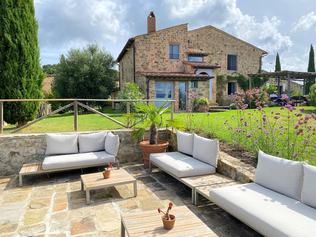 Casa del Pastore | Valdorcia Villa for 8 with private pool and spectacular views