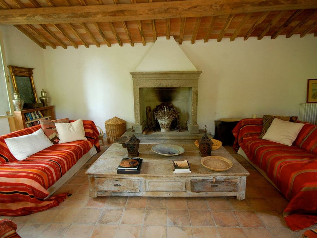 Castellaccio | A classic Chianti villa with pool and tennis court