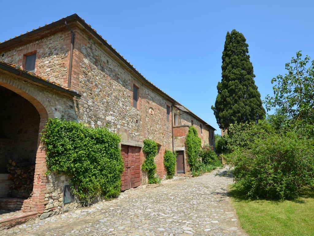 Uliveto | Stylish apartment and private pool close to Siena