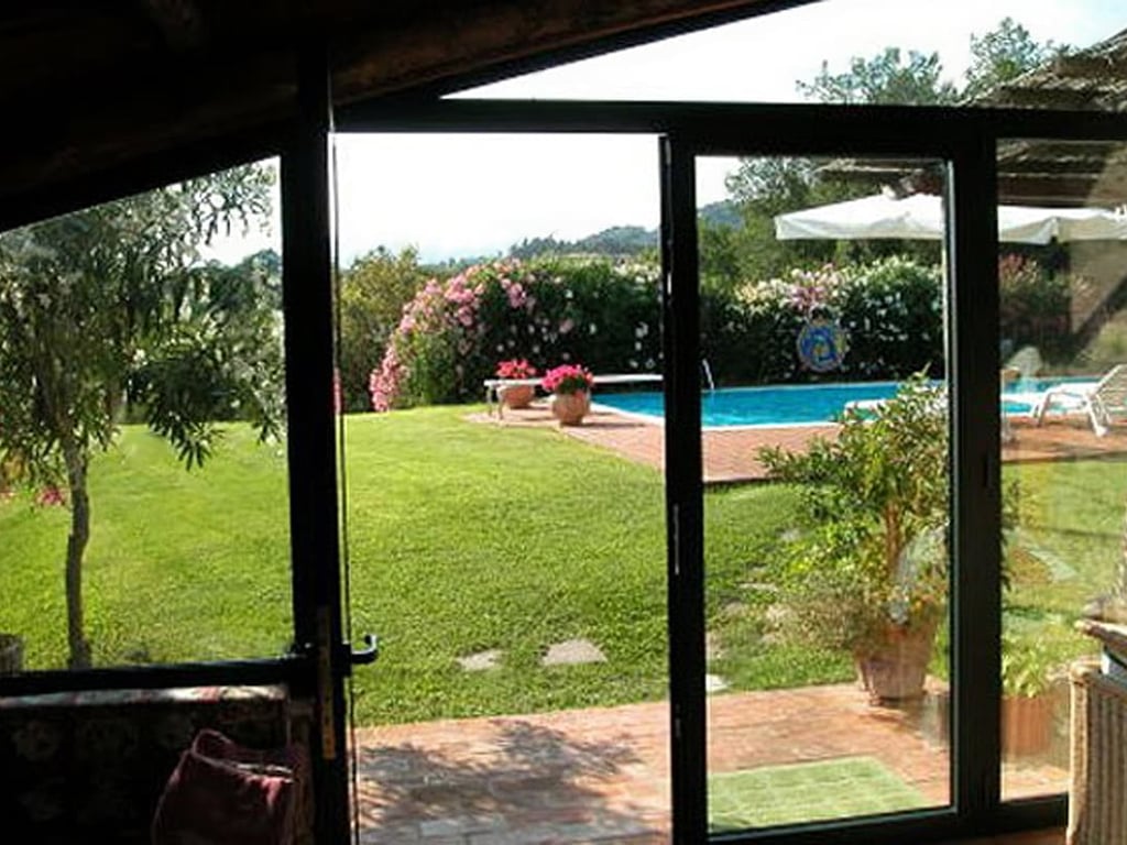 Casina | An idyllic ancient barn and pool for 4