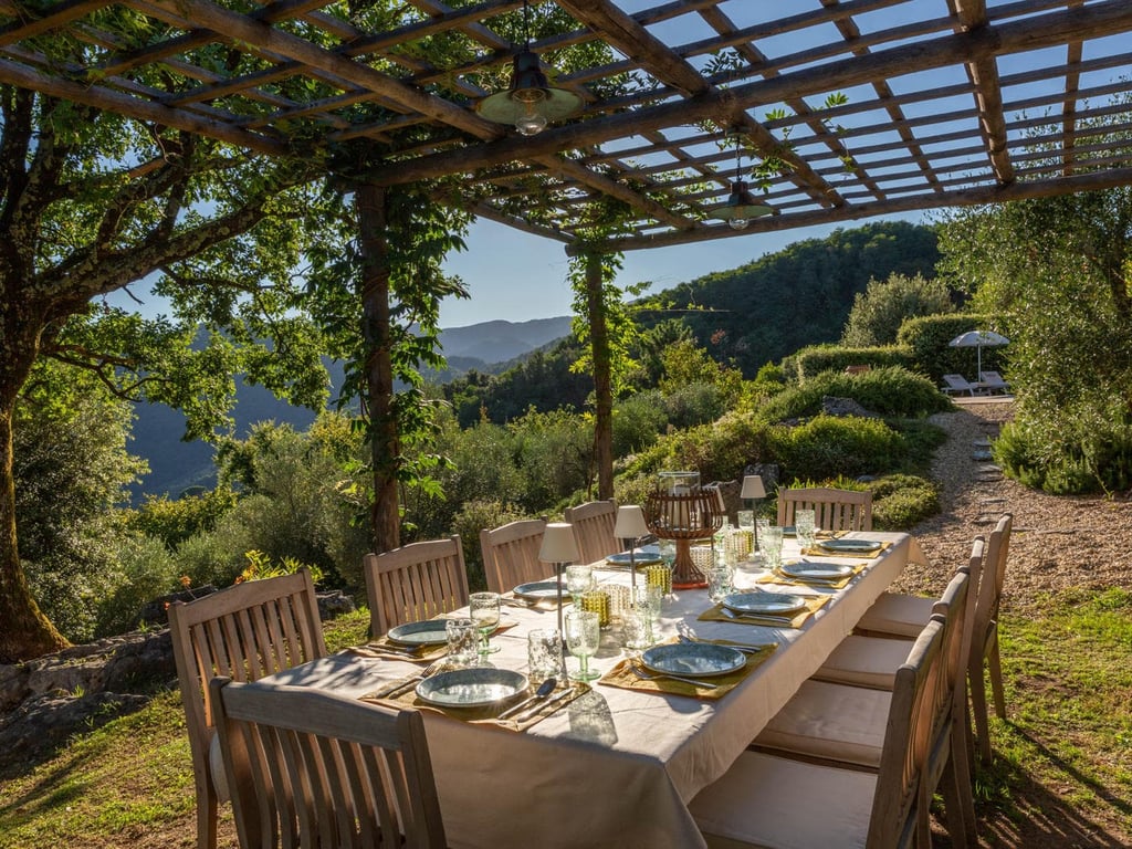 Villa Fobbia | Elegant Villa in the hills of Lucca