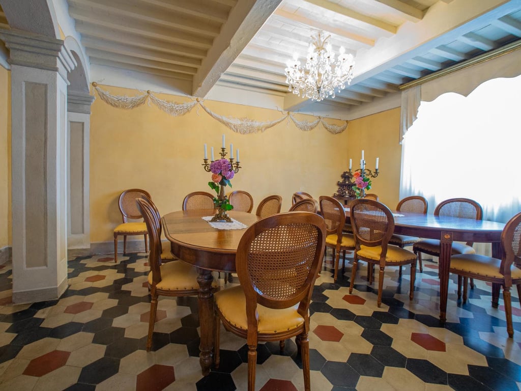 Villa Seicento | A 15th-century Tuscan villa for 18 