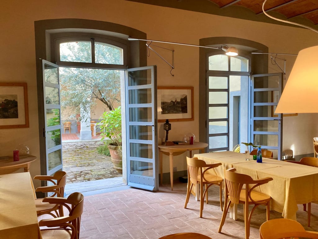 Borgo Rinnovato | 6 Tuscan Villas and two pools for 46 guests 