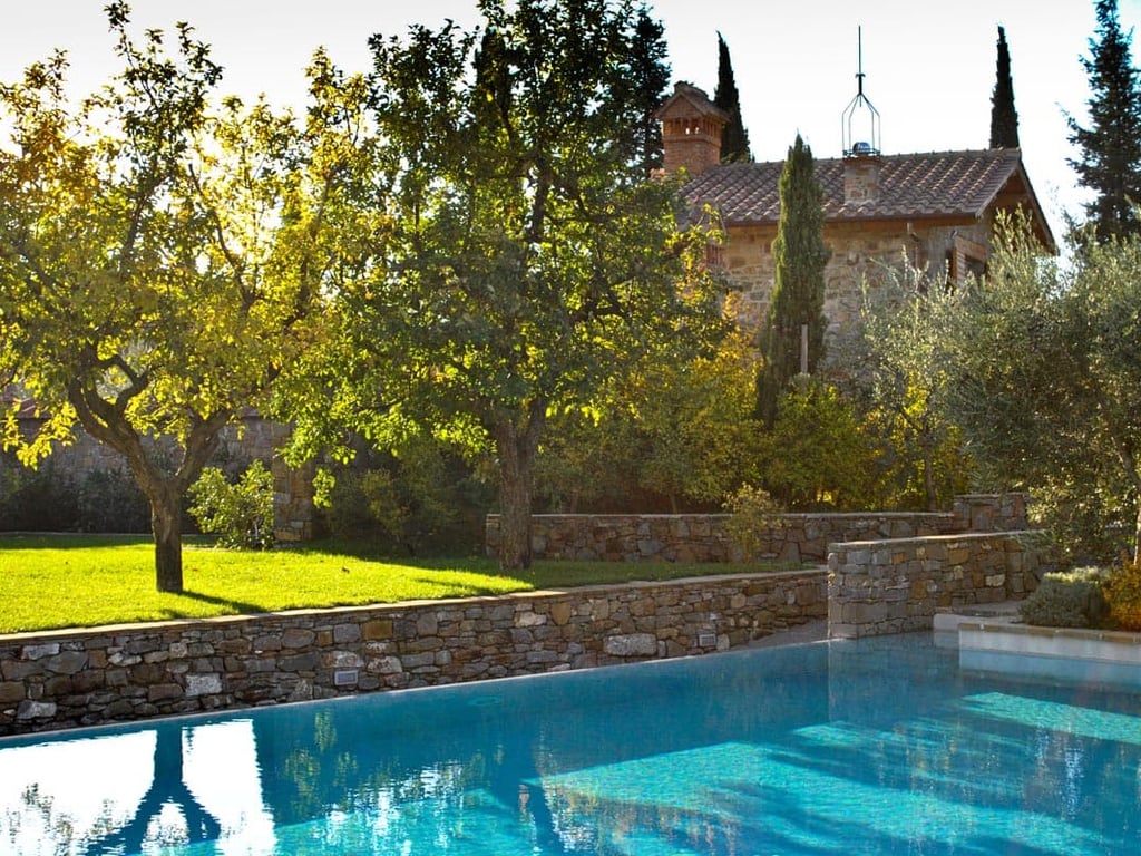 Lunetta | Luxury villa and shared pool in Tuscan hamlet