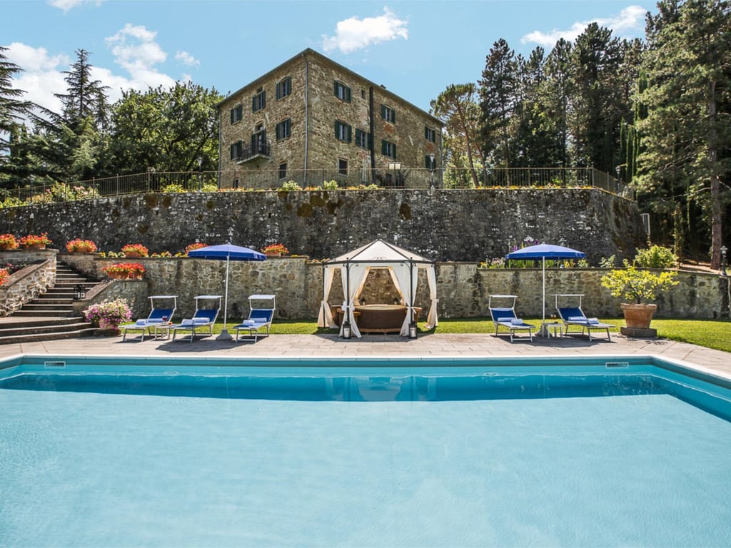 Villa di Monterchi | A magnificent Tuscan villa for 12