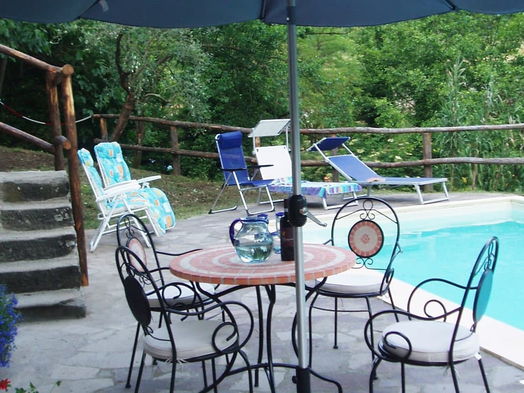 Ponte Romano | Family Villa for 8 with pool close to village