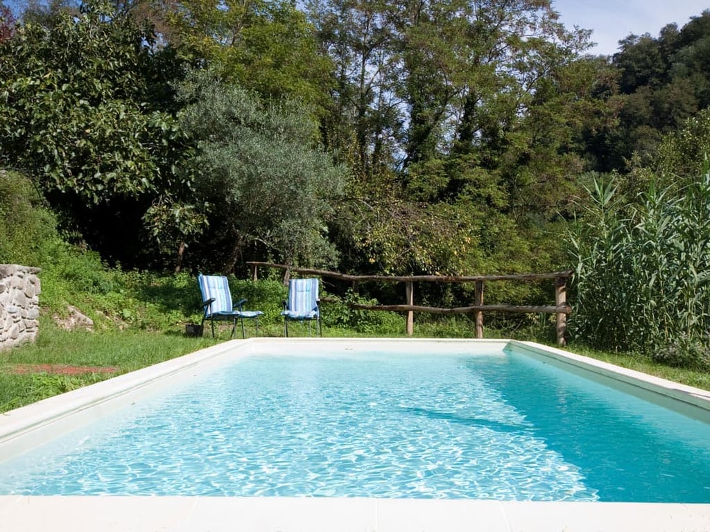 Ponte Romano | Family Villa for 8 with pool close to village