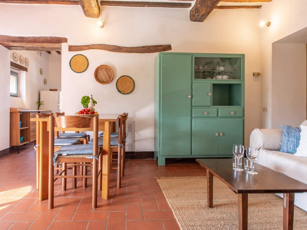 Palo | Apartment and pool within walking distance of Umbria village