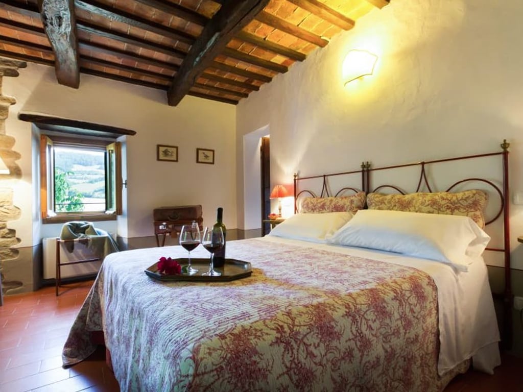 Torretta | Villa and Pool by village in Emilia-Romagna