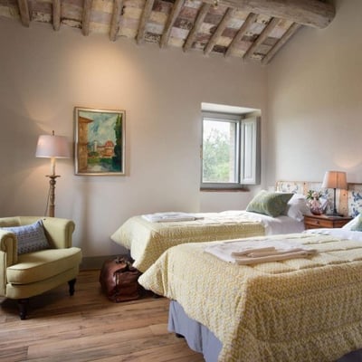Emilio | Stylish Villa for 4 on historic Tuscan estate