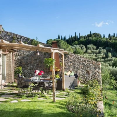 Emilio | Stylish Villa for 4 on historic Tuscan estate