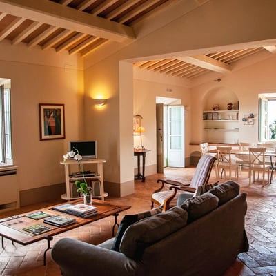 Aceronina, spacious villa for six with pool