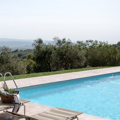 Aceronina, spacious villa for six with pool