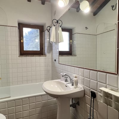 Canaiolo | Chianti villa for four with a shared pool