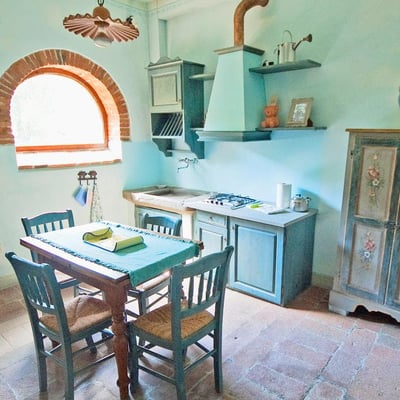 Kitchen in Frantoio