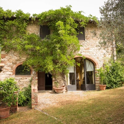Wysteria covered facade of Docciole