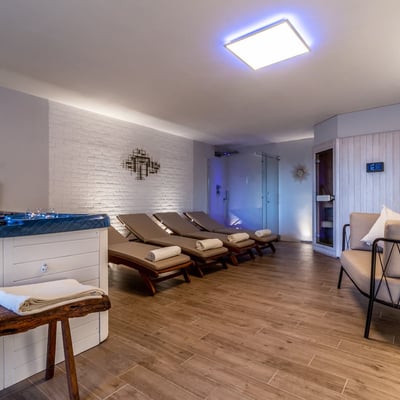 Fienile | Elegant Siena Villa for 10 with Pool and Spa