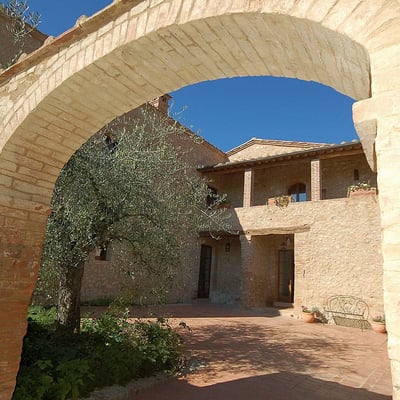 Pipistrelli | Luxury villa and pool in private woods near Siena