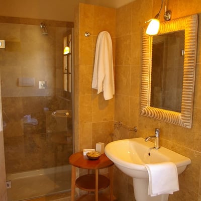 Pipistrelli | Luxury villa and pool in private woods near Siena