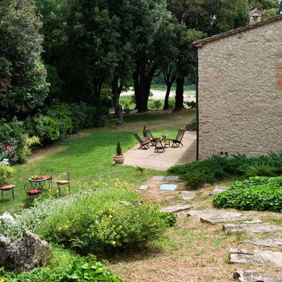 Pipistrelli | Luxury villa and pool in private woods near Siena