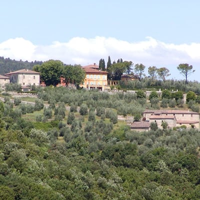 Ropoli Sopra | A Tuscan farmhouse with loggia close to Siena
