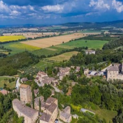 Stigliano: Tower Three | Apartment in a medieval Sienese tower