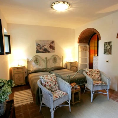 Torrevista: Villa and Pool near San Gimignano