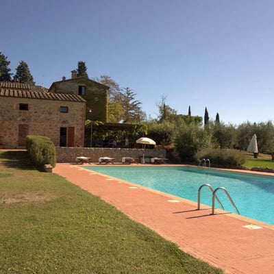 Trebbiano | Cottage for two with shared pool near Siena