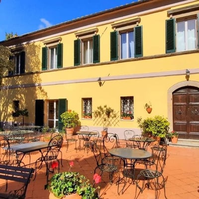 Villa Bianca | Elegant villa for 26 in the Val d'Orcia