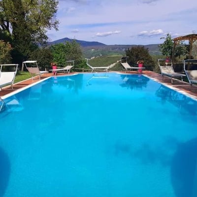 Villa Bianca | Elegant villa for 26 in the Val d'Orcia