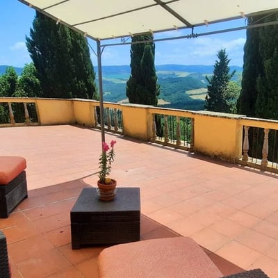 Villa Bianca | Elegant villa for 26 in the Val d'Orcia