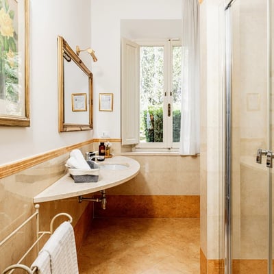 Villa Lucia | Historic Italian Villa near Siena for 14 guests