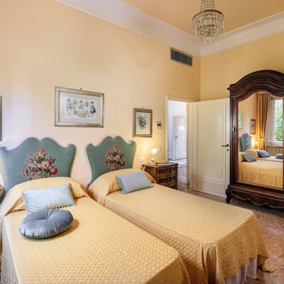 Villa Lucia | Historic Italian Villa near Siena for 14 guests