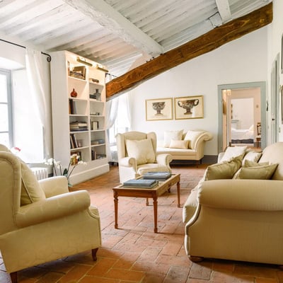 Orologio | Tuscan villa near Lucca and the Italian Riviera