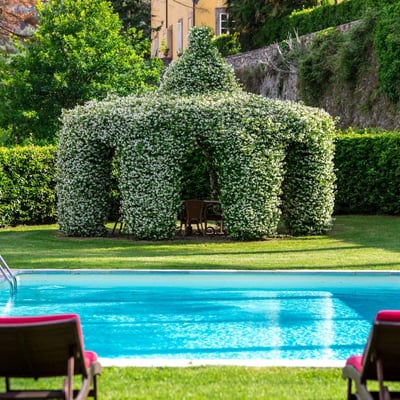 Salviati | A luxury villa with a private lake close to Lucca