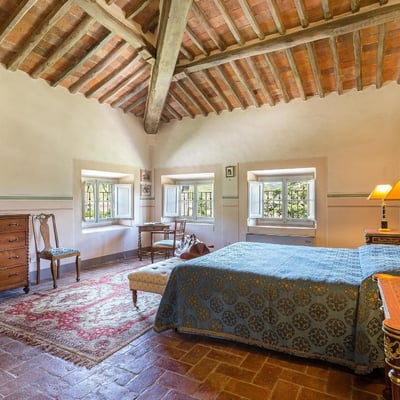 Villa Ponte | Majestic Villa near Lucca with pool and gardens