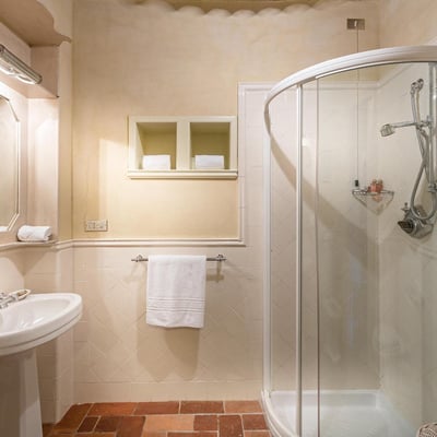 Villa Ponte | Majestic Villa near Lucca with pool and gardens