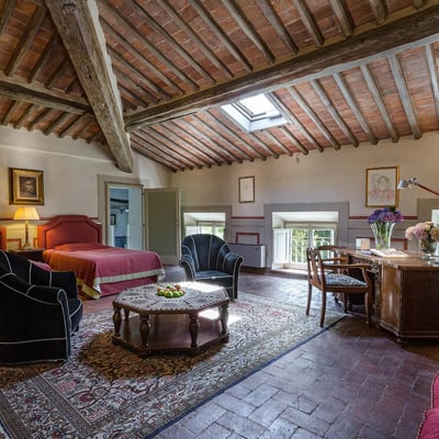 Villa Ponte | Majestic Villa near Lucca with pool and gardens