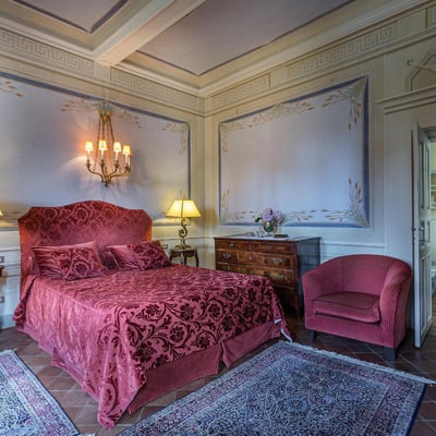 Villa Ponte | Majestic Villa near Lucca with pool and gardens