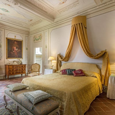 Villa Ponte | Majestic Villa near Lucca with pool and gardens