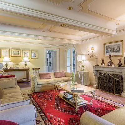 Villa Ponte | Majestic Villa near Lucca with pool and gardens