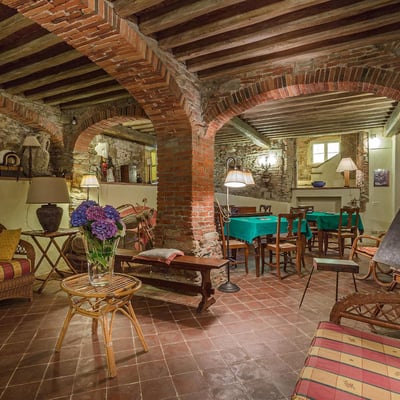 Villa Ponte | Majestic Villa near Lucca with pool and gardens