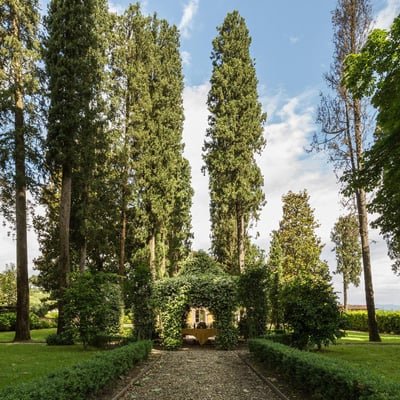Villa Ponte | Majestic Villa near Lucca with pool and gardens
