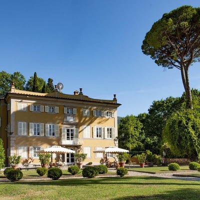 Villa Ponte | Majestic Villa near Lucca with pool and gardens