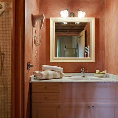 Bonazza | Tuscany Villa for 20 with a pool & spa near Tavarnelle