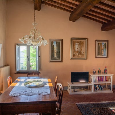 Colle di Sotto | A hilltop retreat near Florence