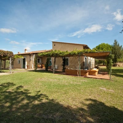 Dimora | Villa for 12 with AC and a large pool by Barberino val d'Elsa