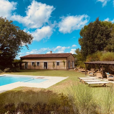 Dimora | Villa for 12 with AC and a large pool by Barberino val d'Elsa
