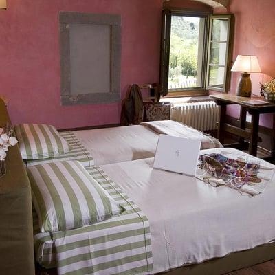 La Ronda | Tuscan apartment on a wine estate near Florence